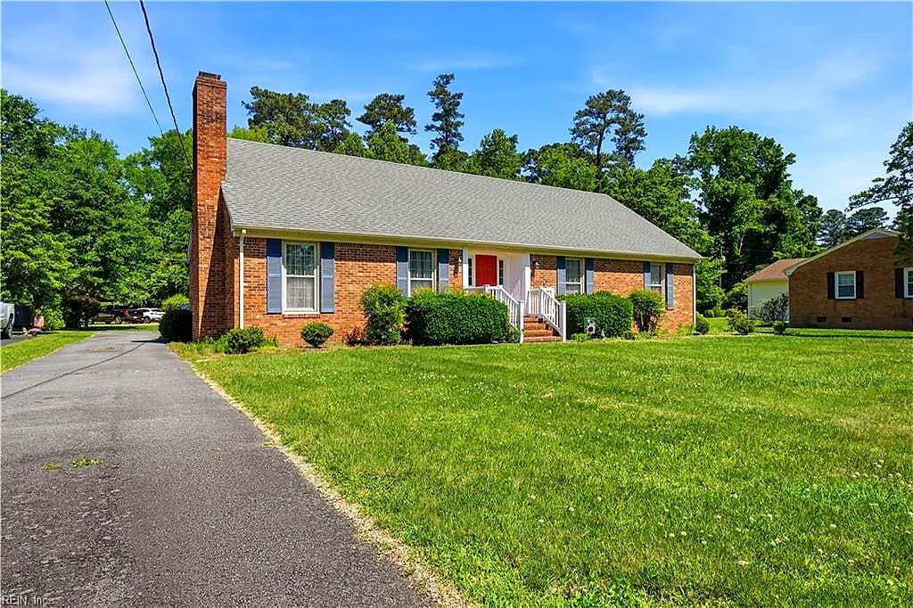 104 Pine Ave AVE, FRANKLIN VA 23851 - Photo 3