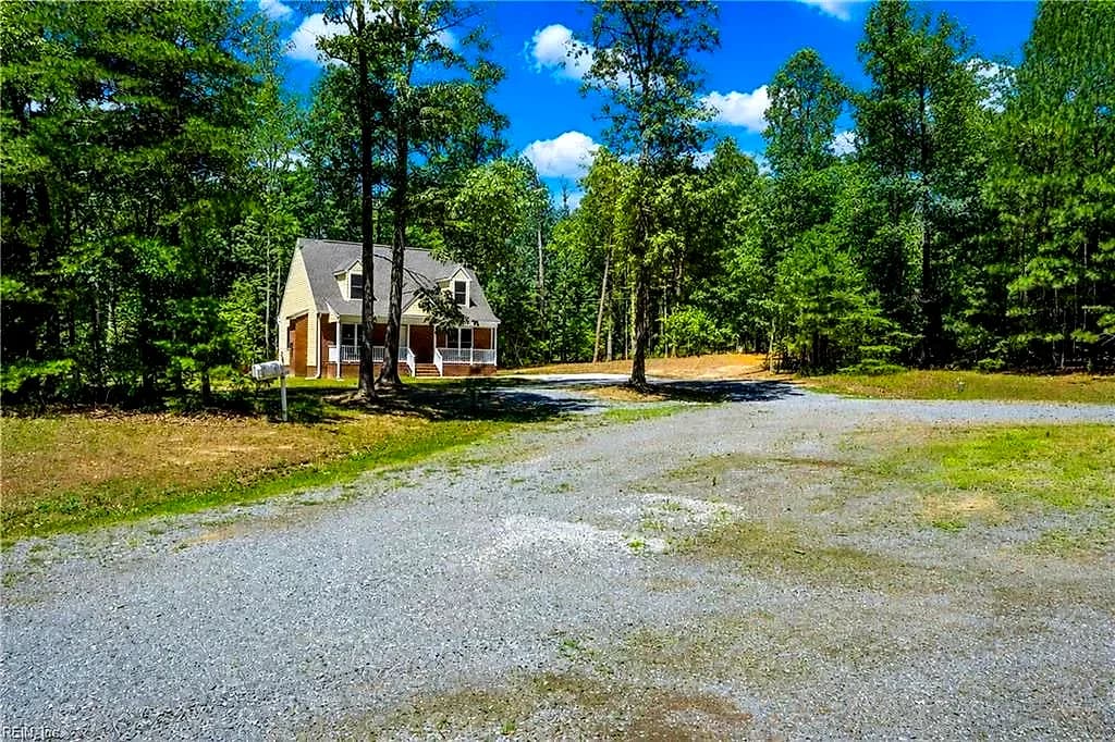 30 Landing Reach CT, HARTFIELD VA 23071 - Photo 3