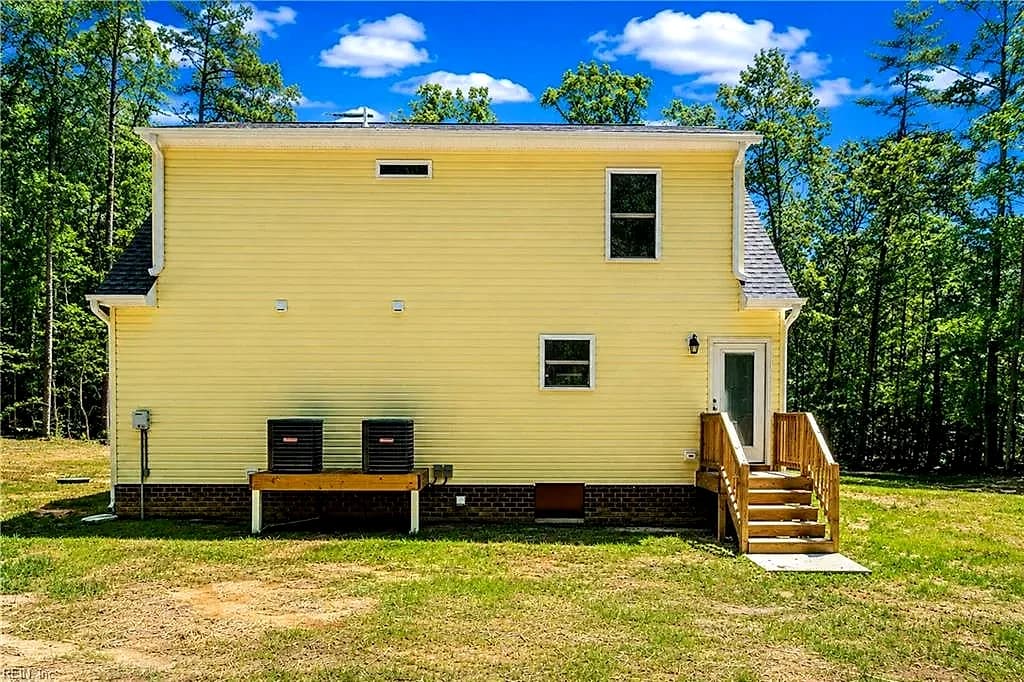 30 Landing Reach CT, HARTFIELD VA 23071 - Photo 5
