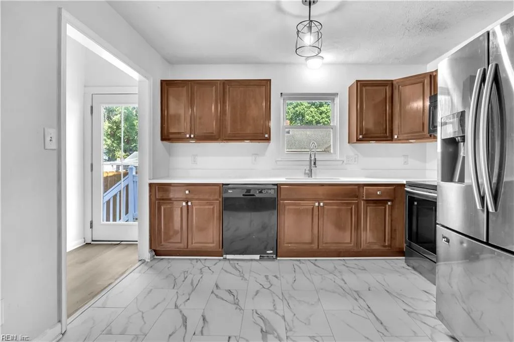 11 Alpine ST, NEWPORT NEWS VA 23606 thumb 9