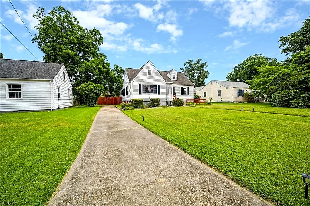 125 Cambridge PL, HAMPTON VA 23669 - Photo 4
