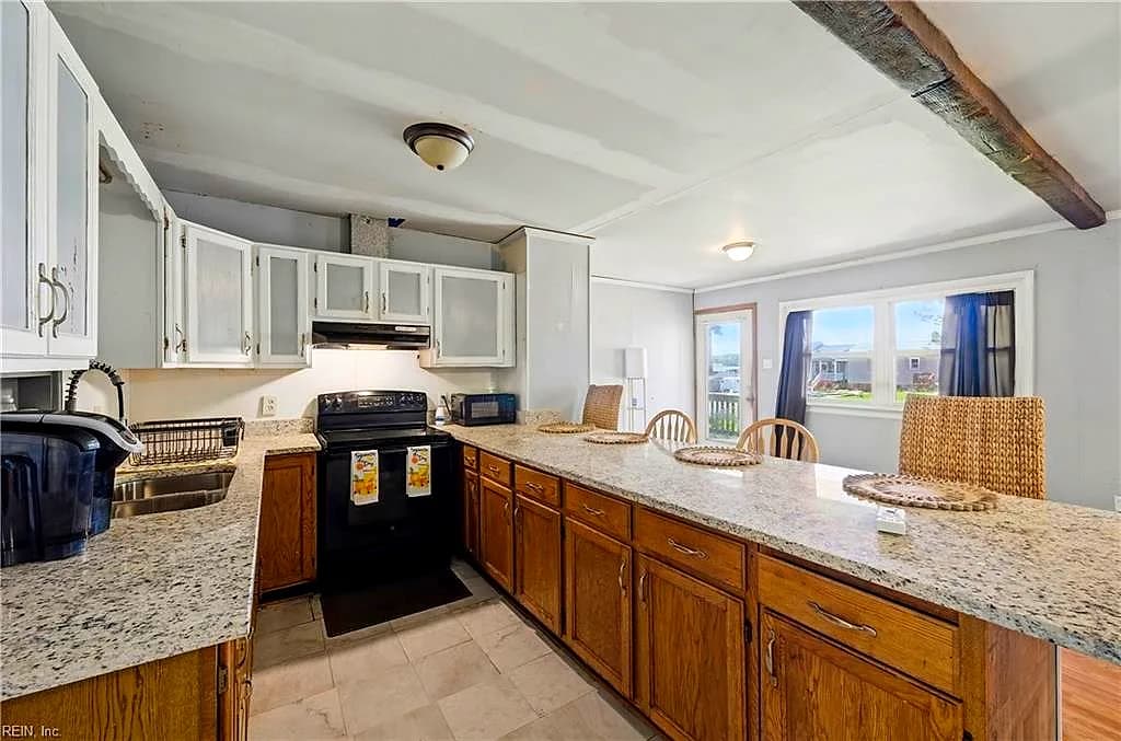 196 Beach DR, HARTFIELD VA 23071 thumb 11