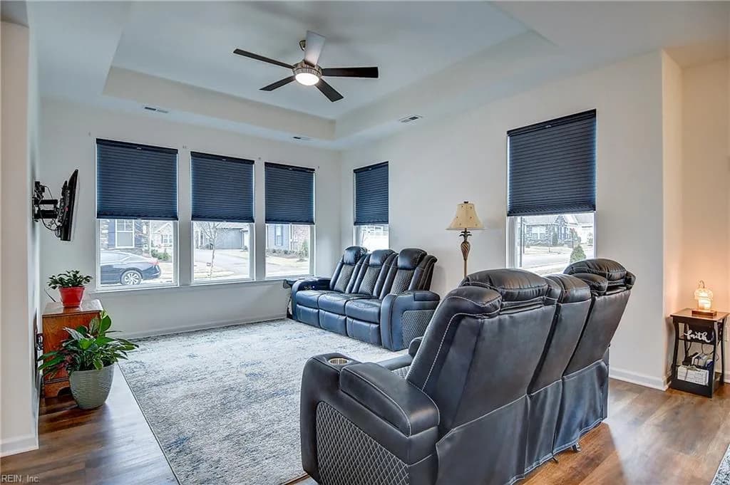 221 Richmond AVE, SMITHFIELD VA 23430 thumb 8