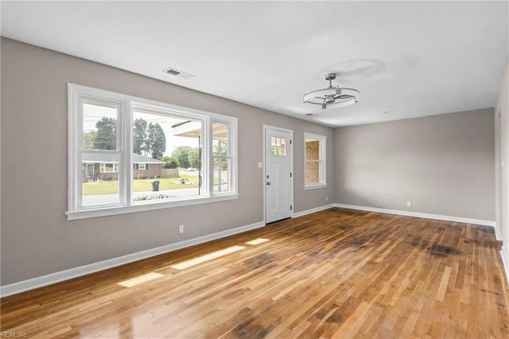 729 Howell ST, VIRGINIA BEACH VA 23464 thumb 9