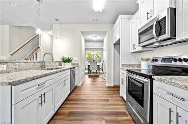 1518 A Walnut AVE, CHESAPEAKE VA 23325 thumb 7