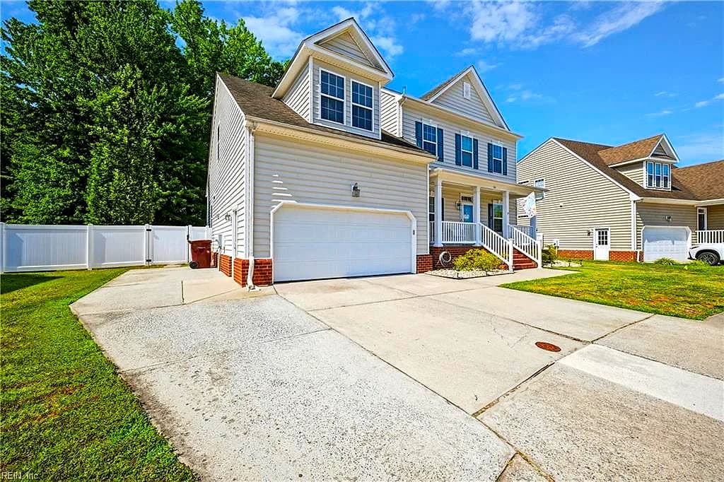 712 Creekwood DR, CHESAPEAKE VA 23323 - Photo 3