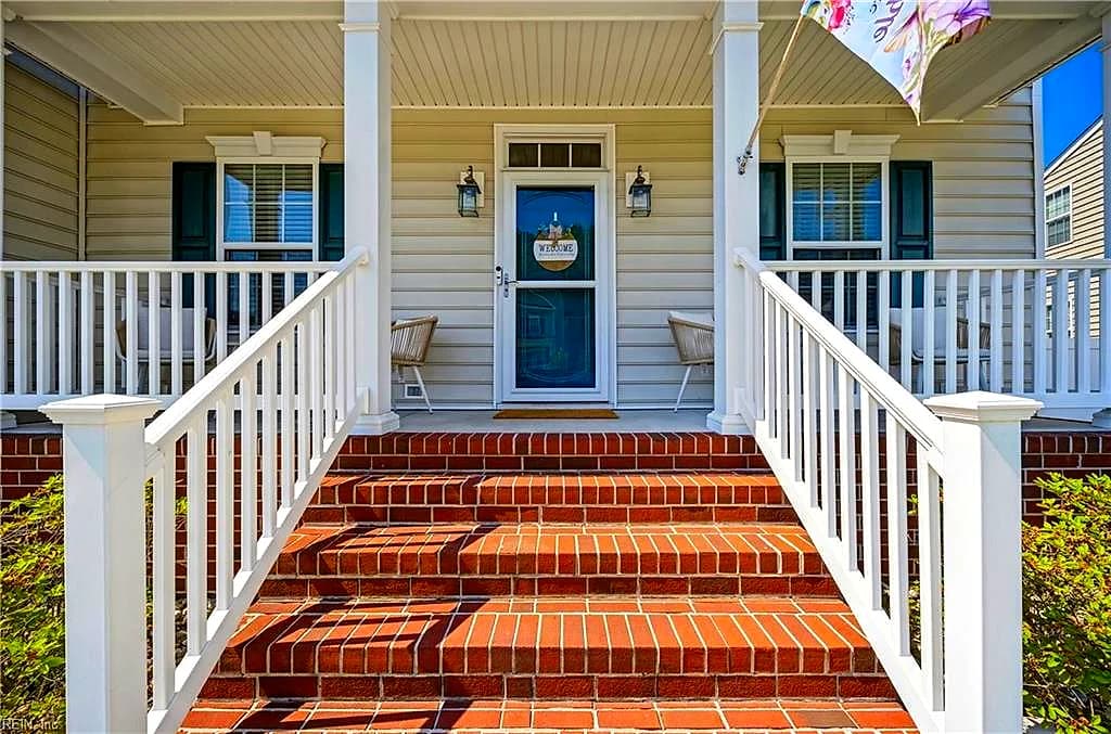 712 Creekwood DR, CHESAPEAKE VA 23323 - Photo 5