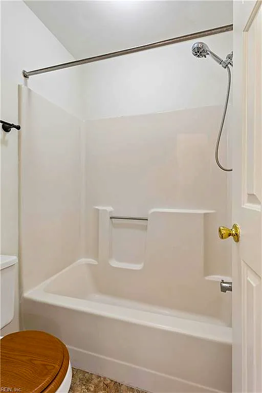541 Pineland CIR #201, NEWPORTNEWS VA 23608 thumb 11