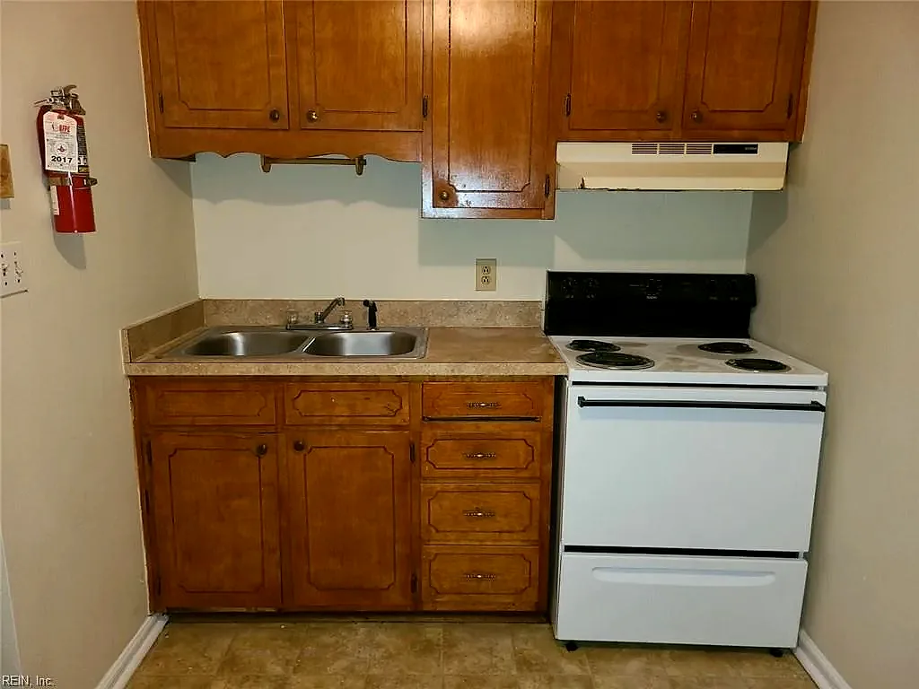 1445 Kingston AVE #3, NORFOLK VA 23503 thumb 6