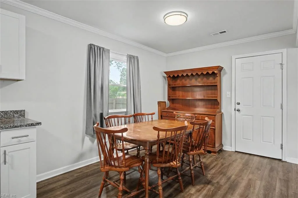 207 Robinson DR, NEWPORT NEWS VA 23601 thumb 12