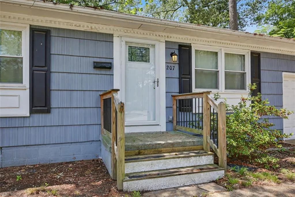 207 Robinson DR, NEWPORT NEWS VA 23601 thumb 6