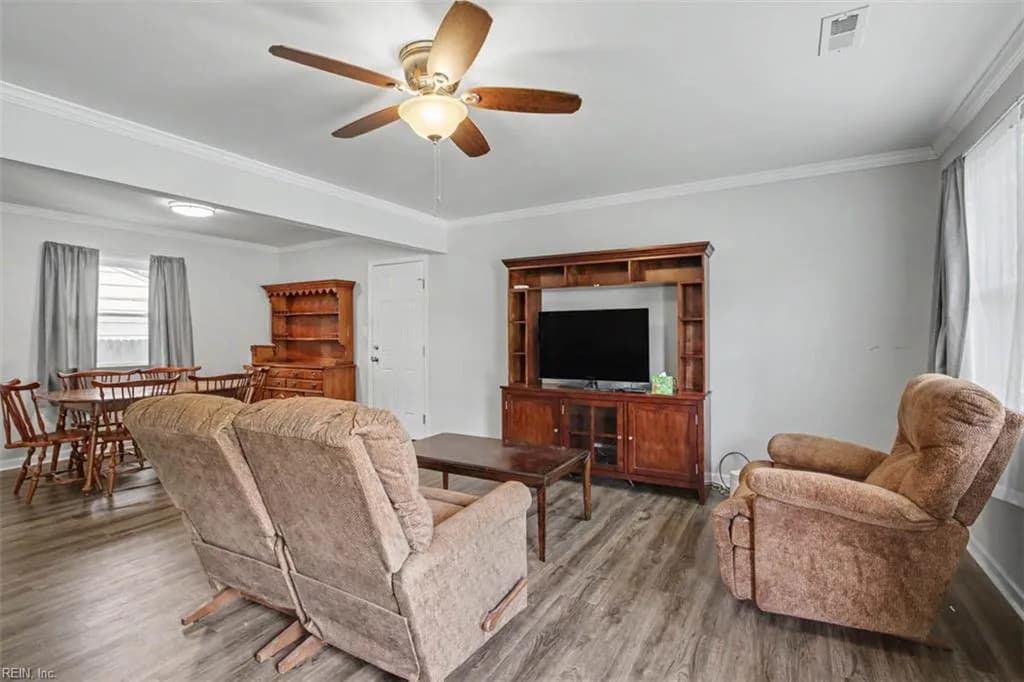 207 Robinson DR, NEWPORT NEWS VA 23601 thumb 9