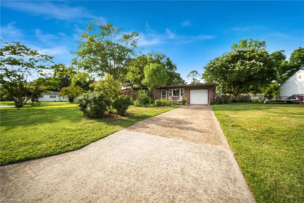 2800 N Nansemond DR, SUFFOLK VA 23435 - Photo 3