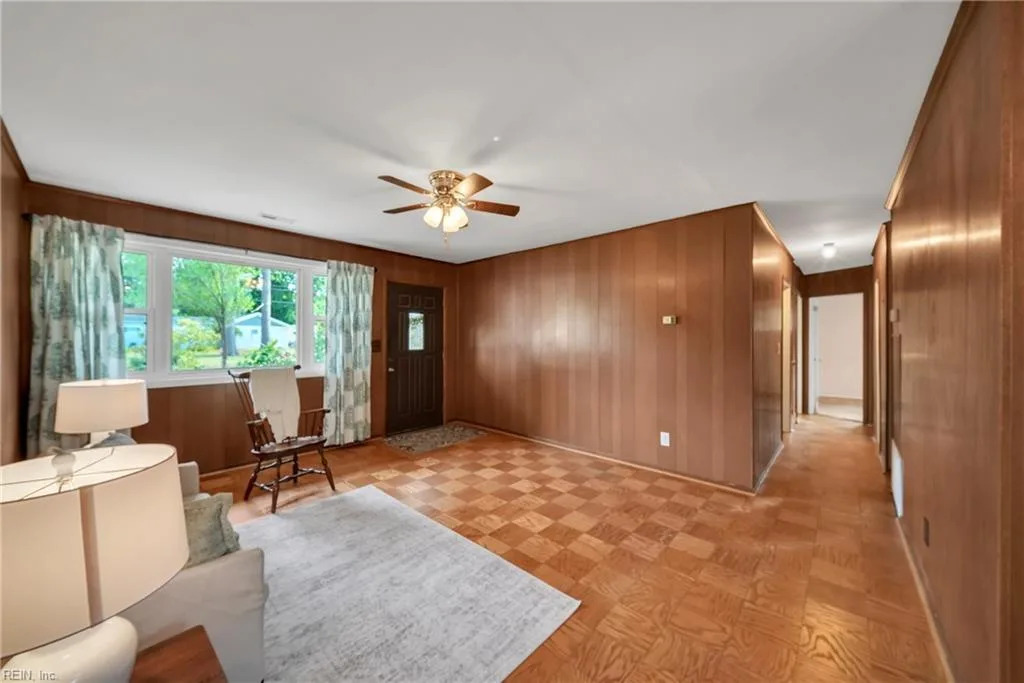 2800 N Nansemond DR, SUFFOLK VA 23435 thumb 8