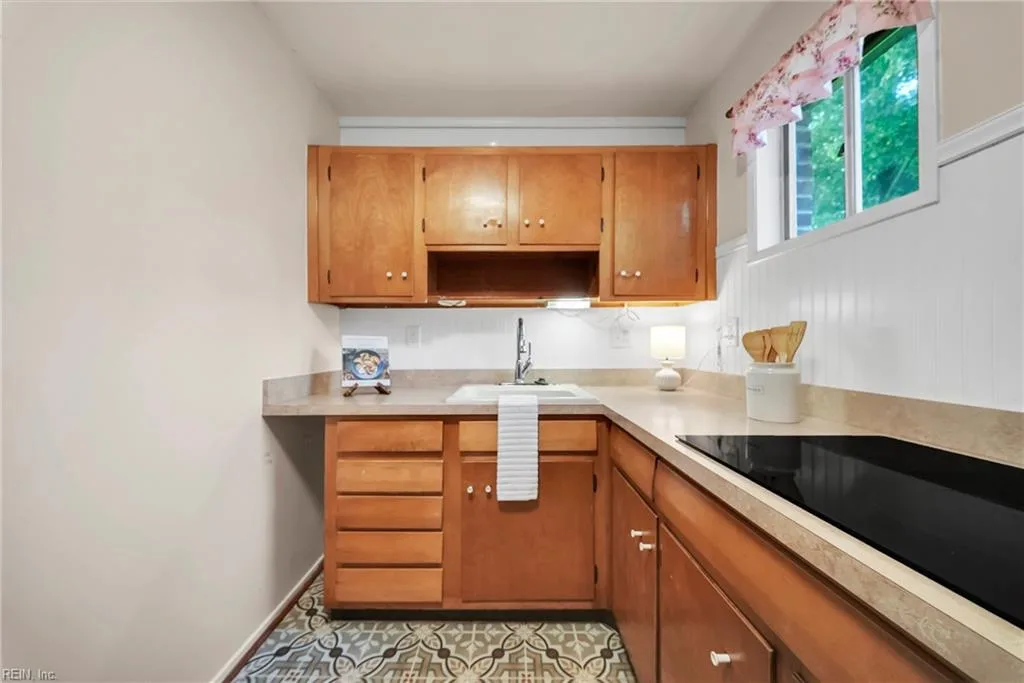 2800 N Nansemond DR, SUFFOLK VA 23435 thumb 10