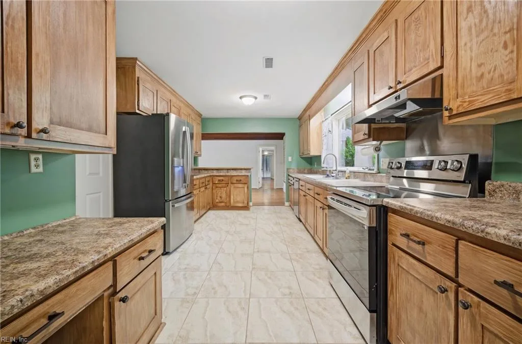 14151 Foursquare RD, SMITHFIELD VA 23430 thumb 9