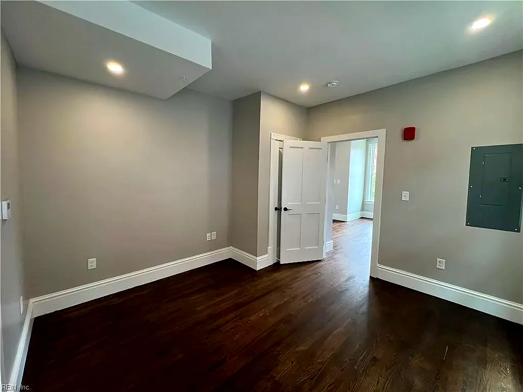 223 29th ST #105, NEWPORT NEWS VA 23607 thumb 12