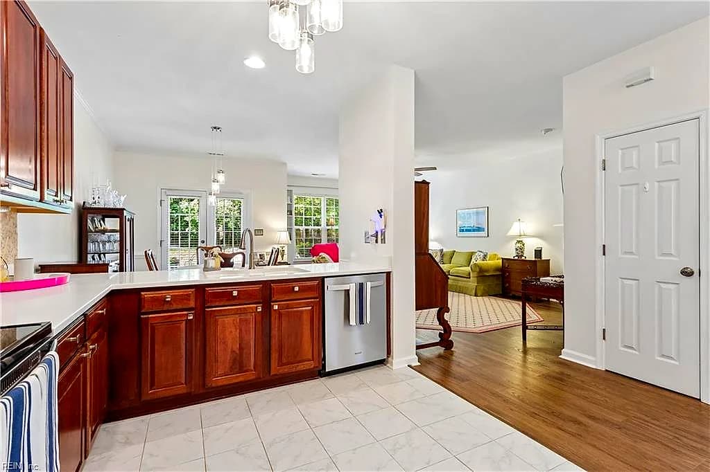 4539 Beacon Hill DR, WILLIAMSBURG VA 23188 thumb 9