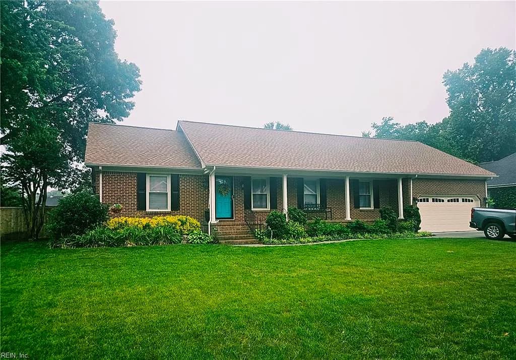 2113 Commodore CT, VIRGINIA BEACH VA 23454 - Main photo