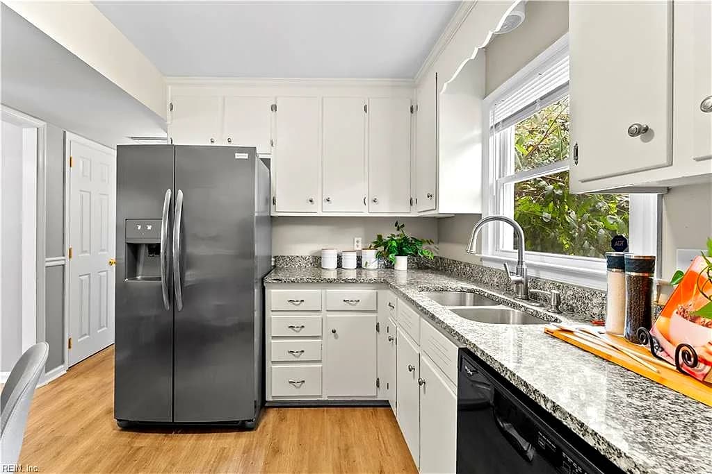 18 Hull ST, NEWPORT NEWS VA 23601 thumb 11