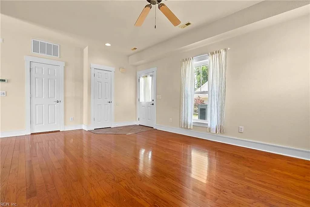 110 N Compass DR, GRANDY NC 27939 thumb 6