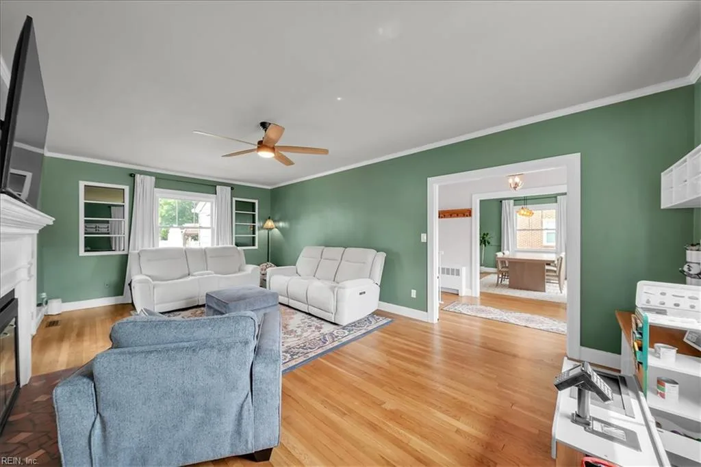 4203 Chesapeake AVE, HAMPTON VA 23669 thumb 11