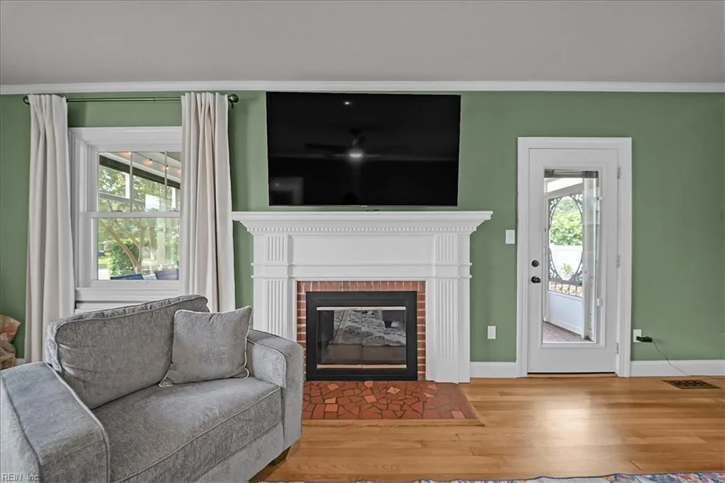 4203 Chesapeake AVE, HAMPTON VA 23669 thumb 10