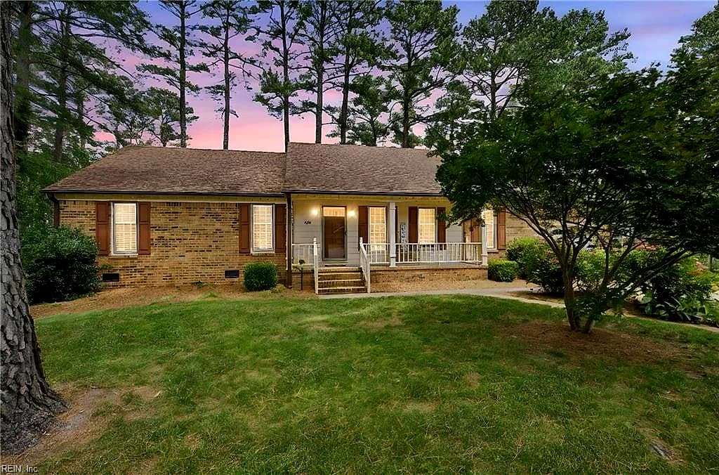 402 Penhook CT, CHESAPEAKE VA 23322 - Main photo