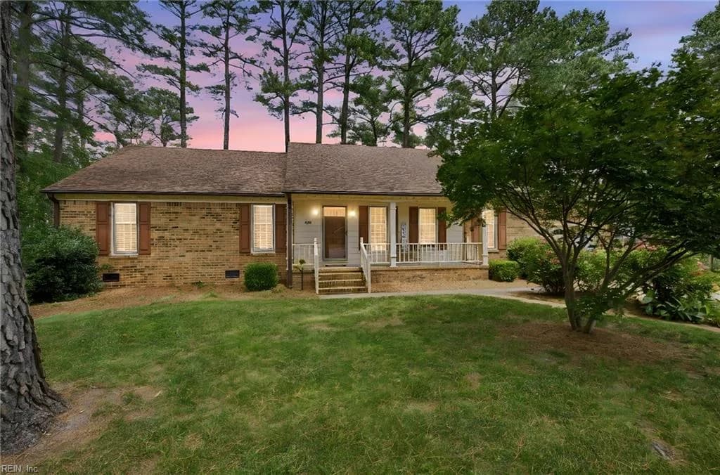 402 Penhook CT, CHESAPEAKE VA 23322 - Photo 2