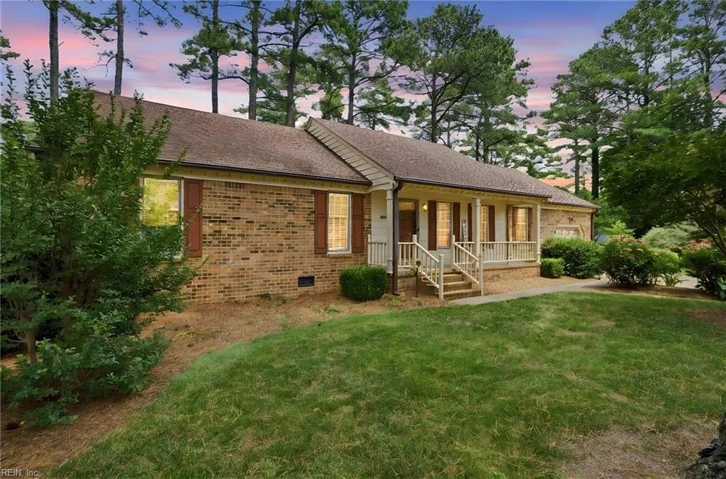 402 Penhook CT, CHESAPEAKE VA 23322 - Photo 3
