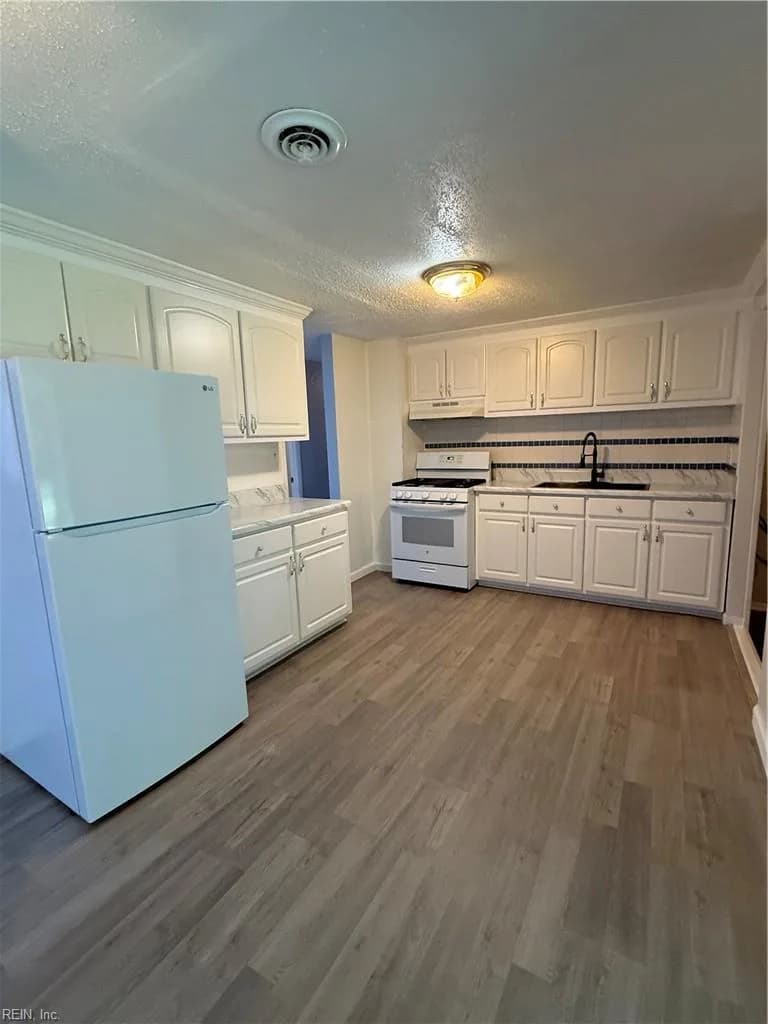 2001 Neville CIR, HAMPTON VA 23663 thumb 9