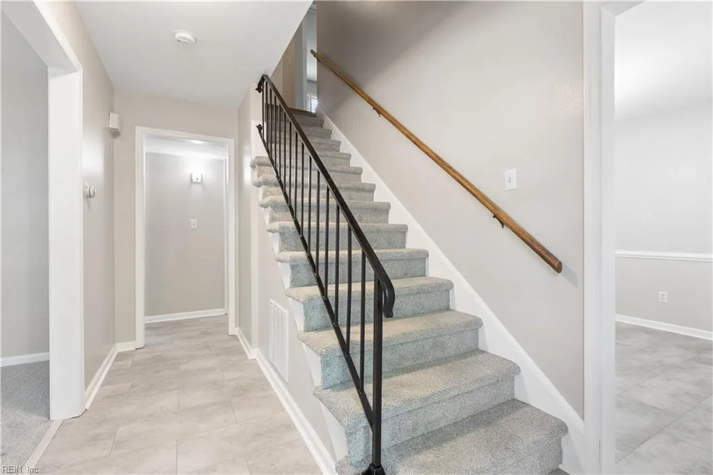 235 Dominion DR, NEWPORT NEWS VA 23602 thumb 6