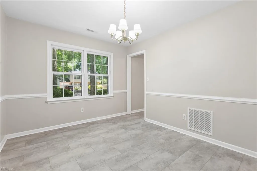 235 Dominion DR, NEWPORT NEWS VA 23602 thumb 10