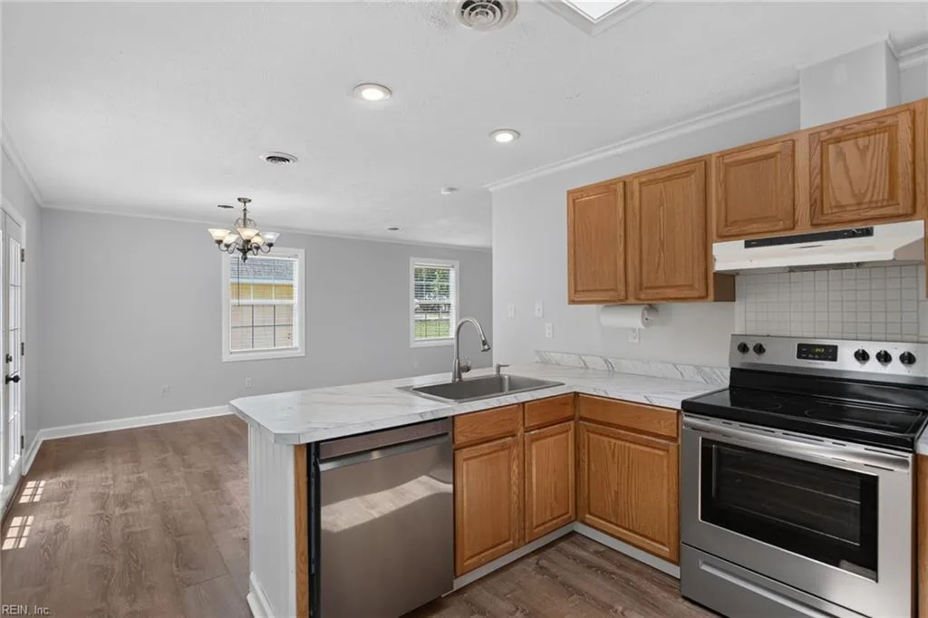 7202 Hopkins CIR, GLOUCESTER VA 23061 thumb 11