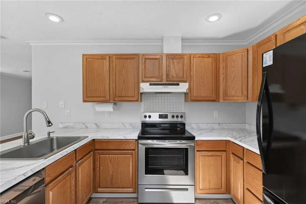 7202 Hopkins CIR, GLOUCESTER VA 23061 thumb 12