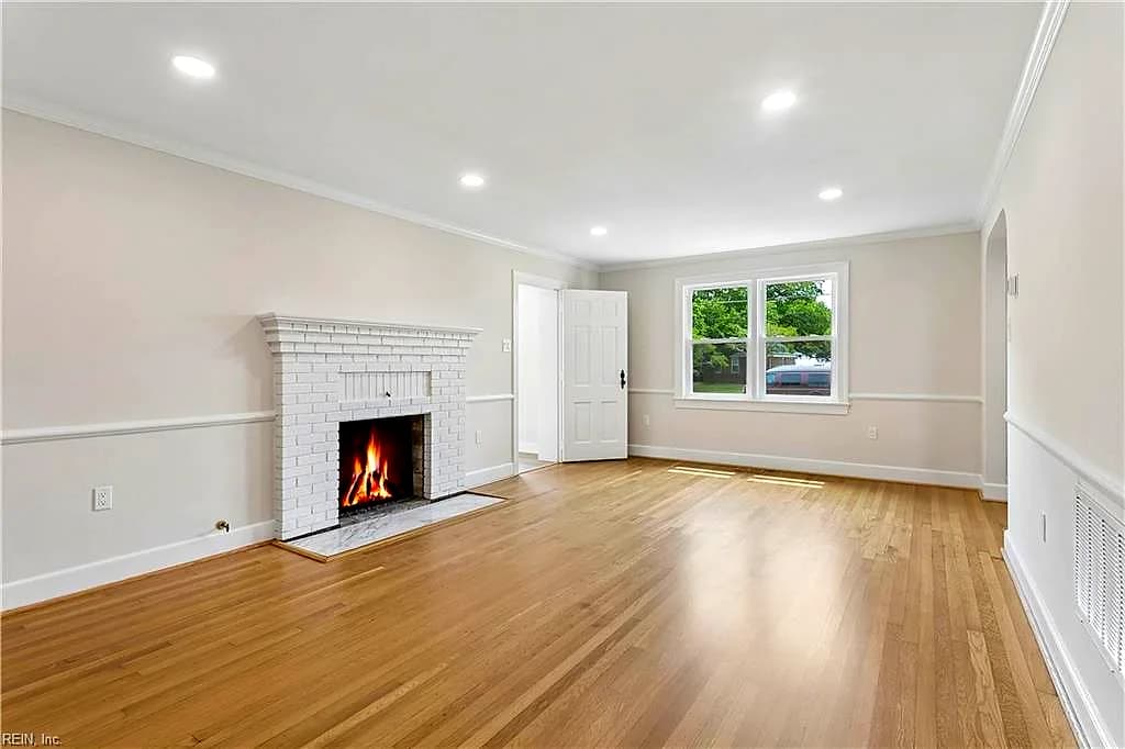 4031 Chesapeake AVE, HAMPTON VA 23669 thumb 10