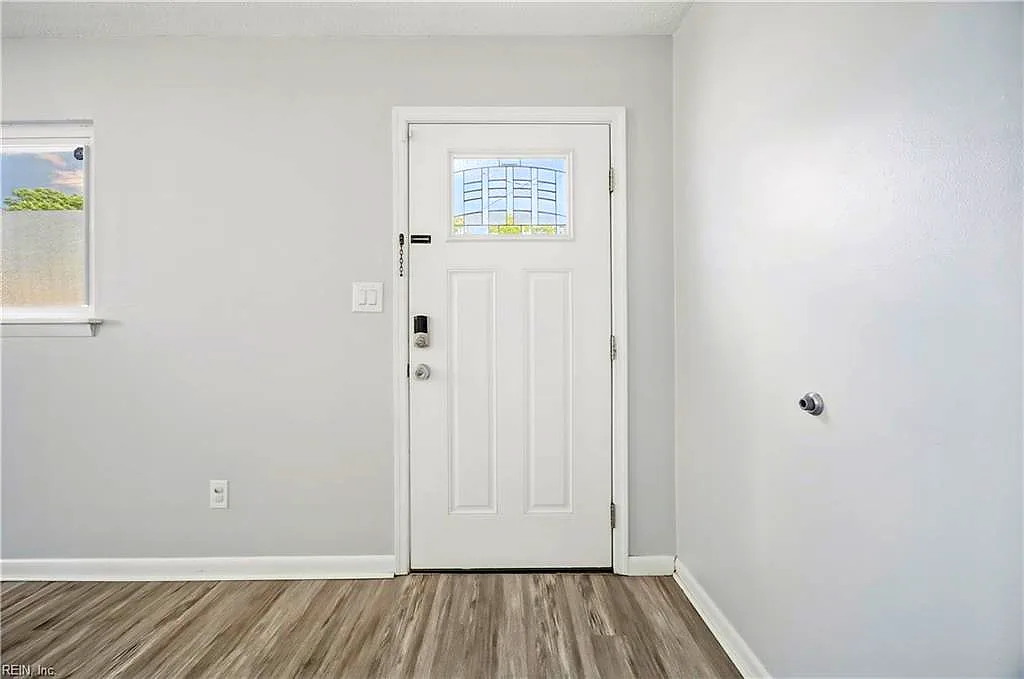 825 North AVE, NEWPORT NEWS VA 23605 thumb 8