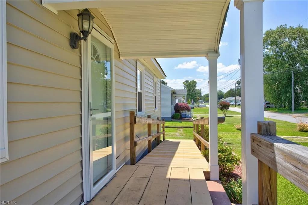 225 Castlewood RD, PORTSMOUTH VA 23702 thumb 7