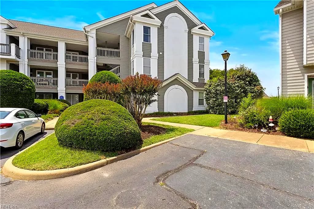 1003 High Dunes QUAY #206, HAMPTON VA 23664 - Photo 4