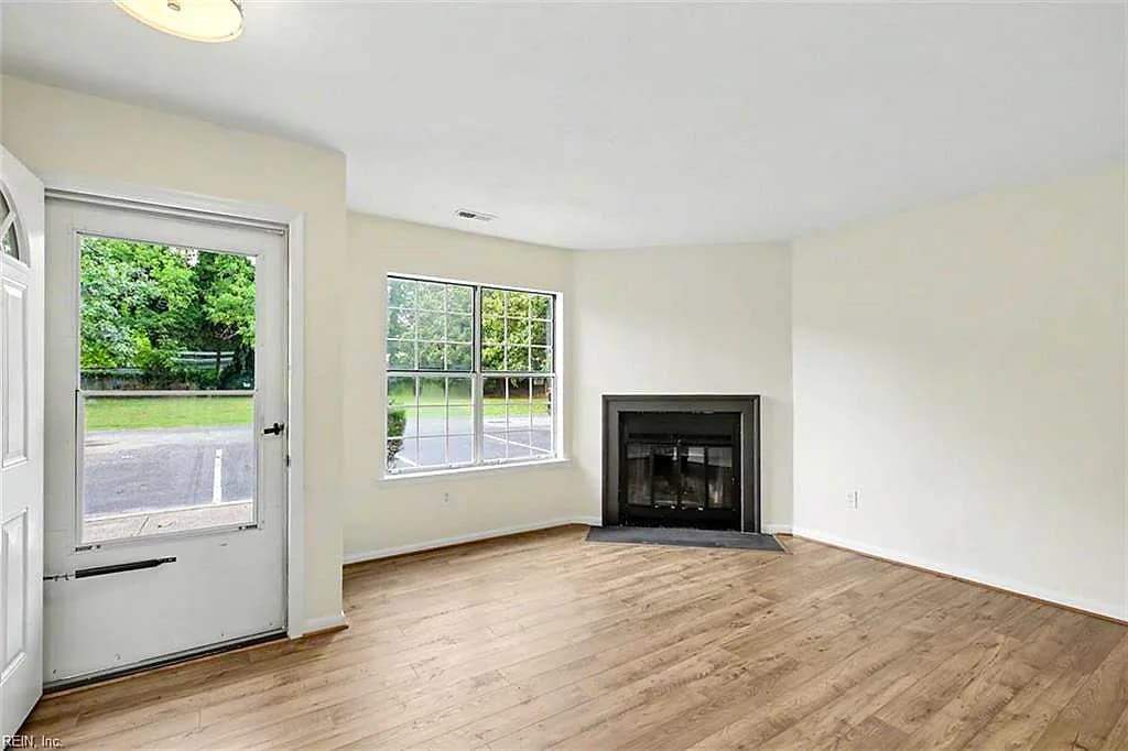 18 Bayview CT, HAMPTON VA 23664 thumb 10