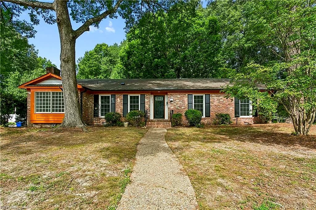 682 Village Green Parkway PW, NEWPORT NEWS VA 23602 - Main photo