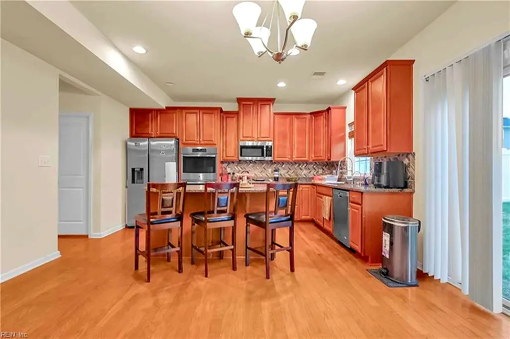 589 Leonard LN, NEWPORT NEWS VA 23601 thumb 10