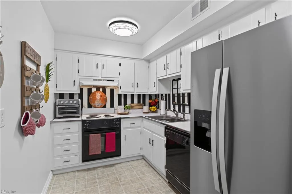 5207 Clover Hill DR, PORTSMOUTH VA 23703 thumb 9