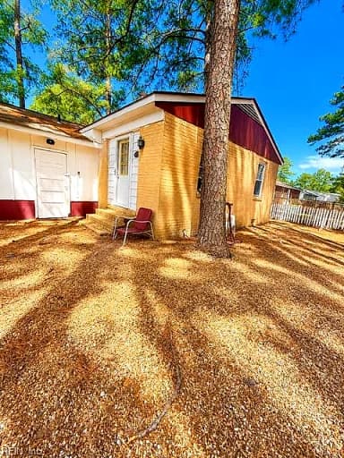223 Thomas ST, FRANKLIN VA 23851 thumb 3