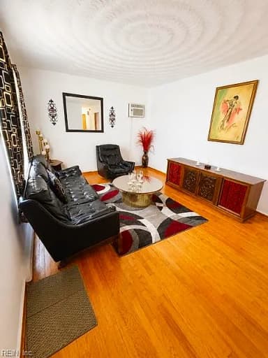 223 Thomas ST, FRANKLIN VA 23851 thumb 9