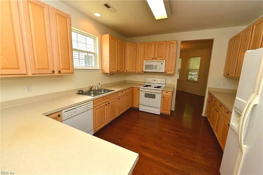 3737 Cainhoy LN, VIRGINIA BEACH VA 23453 thumb 8