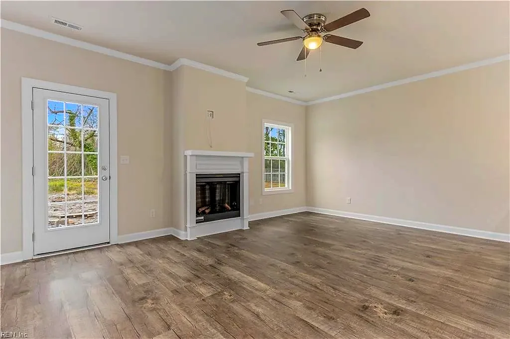 6340 Old Townpoint RD, SUFFOLK VA 23435 - Photo 4