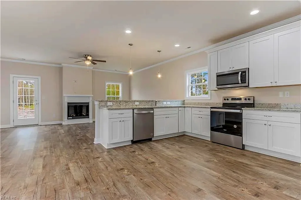6340 Old Townpoint RD, SUFFOLK VA 23435 thumb 6