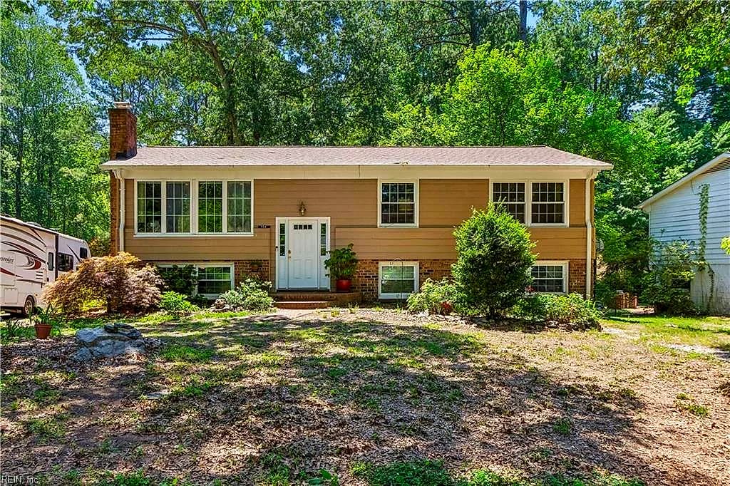 114 Canterbury PL, WILLIAMSBURG VA 23188 - Main photo