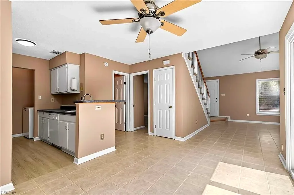30 Hollis Wood DR, HAMPTON VA 23666 thumb 12
